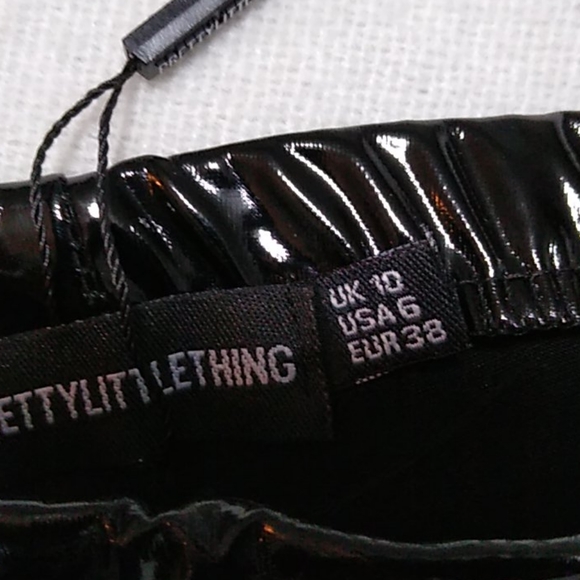Pretty Little Things vinyl pants - Picture 4 of 4